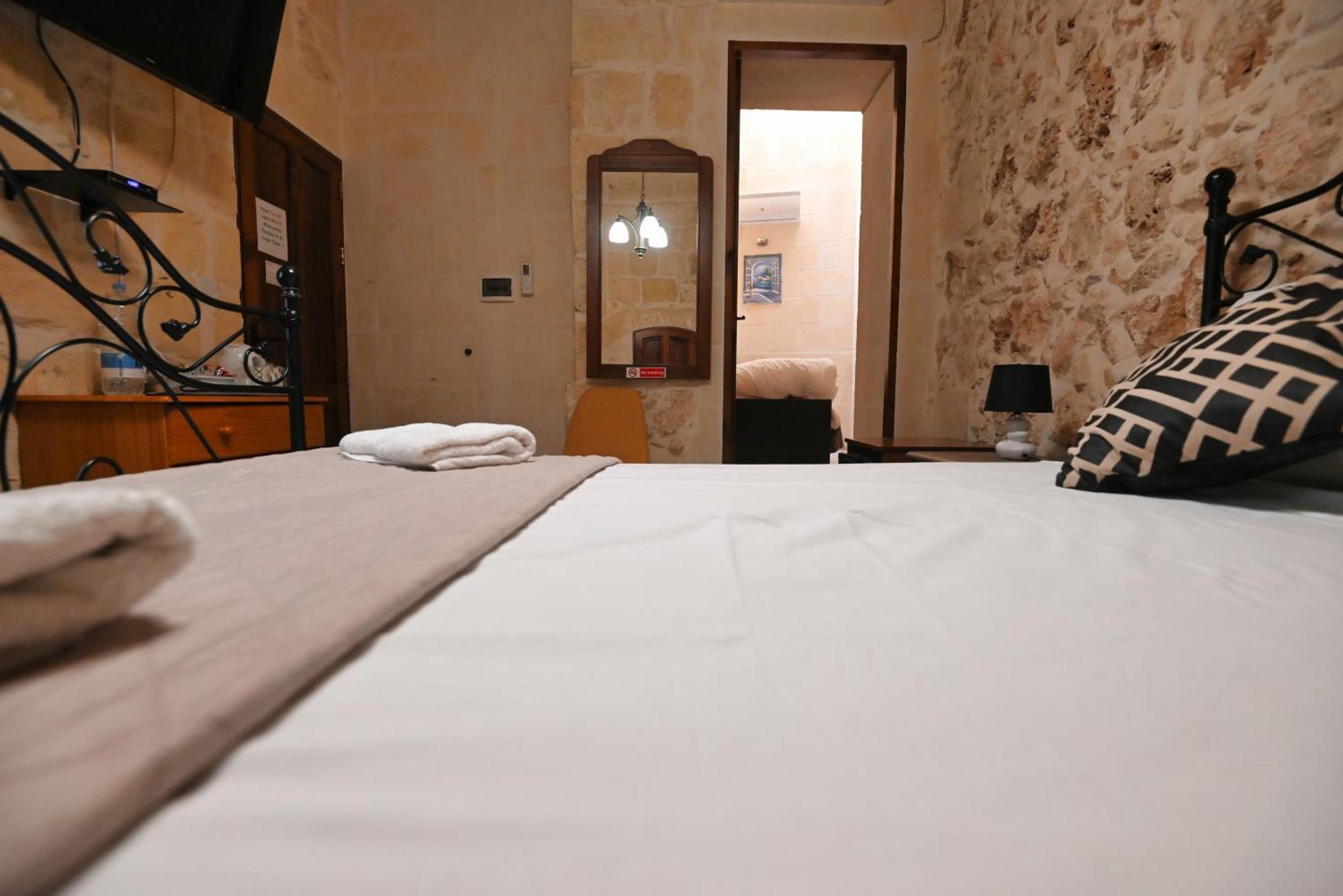 The Cloisters Bed And Breakfast 沙拉 外观 照片