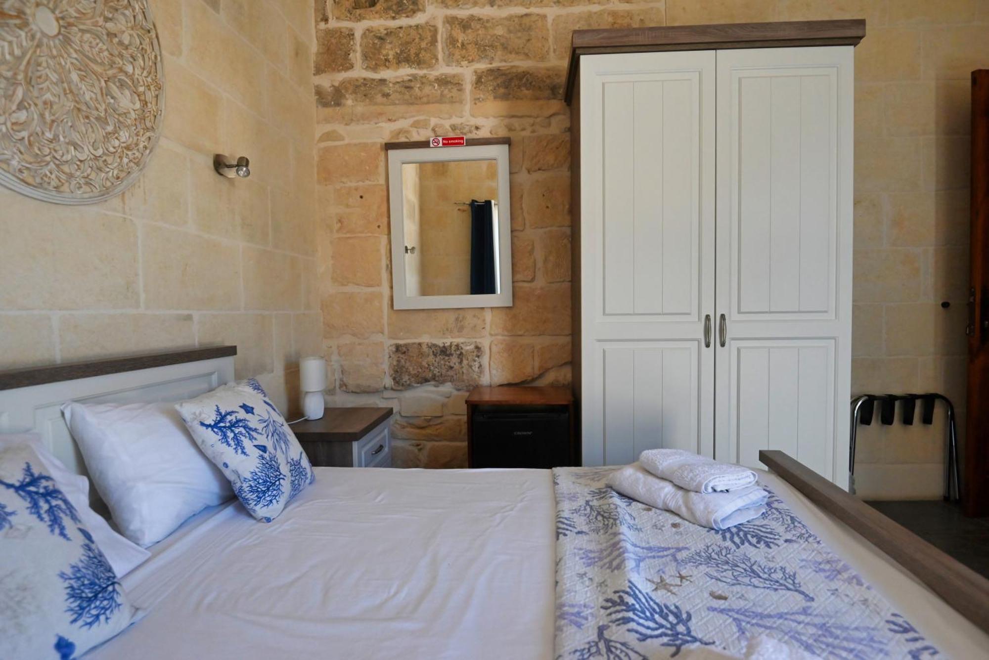 The Cloisters Bed And Breakfast 沙拉 外观 照片